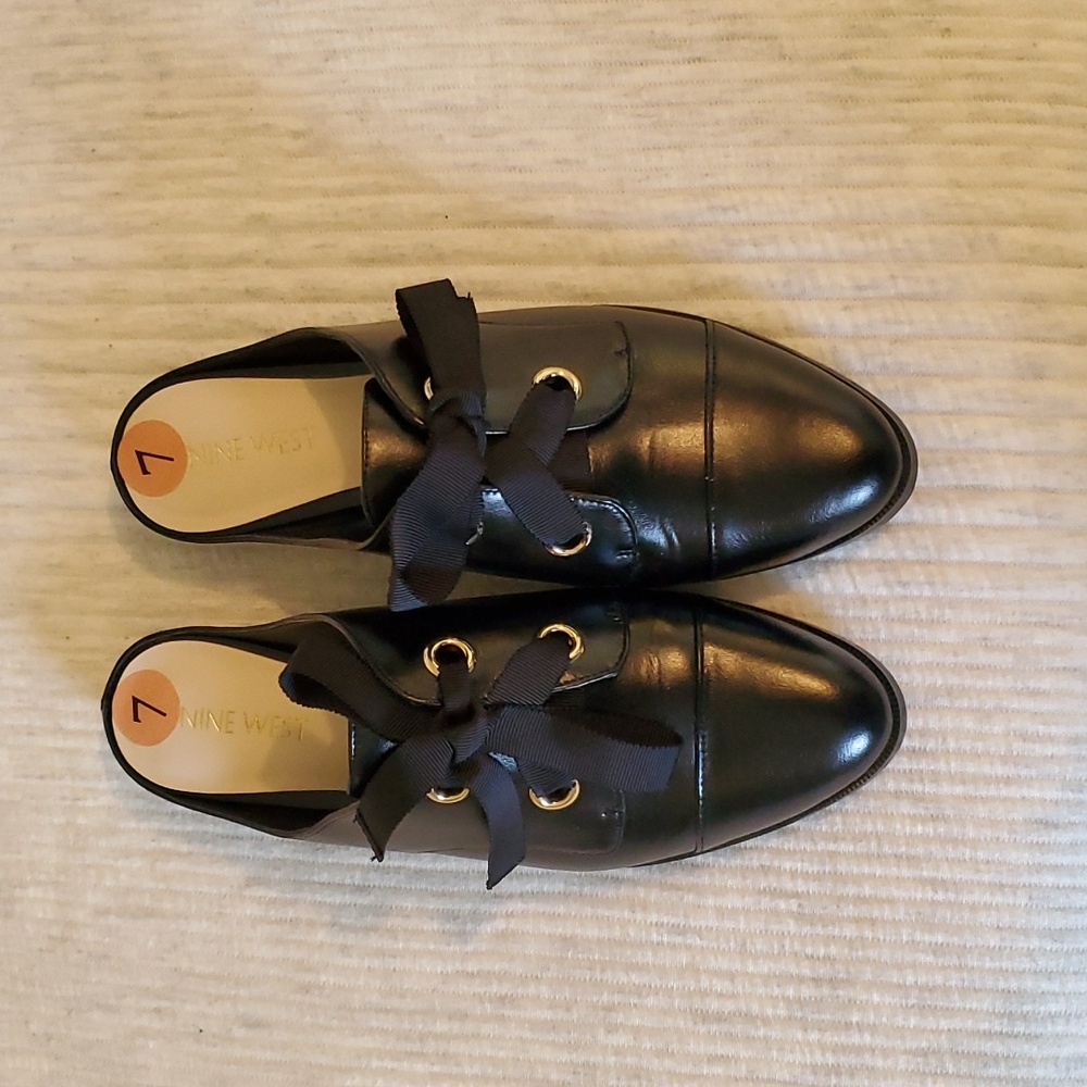 Women loafer